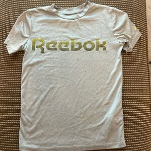 5 for $10 Kids Reebok performance shirt Size 8 *flaw